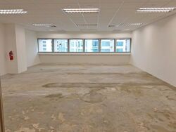 111 Somerset (D9), Retail #567461601